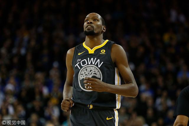 锡安28分字母哥空砍35+14 鹈鹕险胜雄鹿